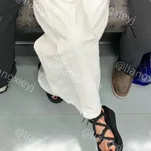 妆造和穿搭有一些清冷感的凉鞋妹子，jiojio又干净又精致，交叉带凉鞋绑在脚上好性感 （完整版在门槛群🚪更新，欢迎同好私信加入，冬季不断更，性价比优） #街拍…