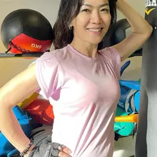 马来西亚60岁气质苗条熟女人妻 果然健身才是最好的保养品，60岁长得像45岁，身材不比年轻人差，佩服 #投稿 #熟女 #人妻 #健身