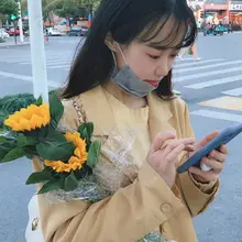 【投稿】安徽黄山女友江瑶嘉，母狗身高158体重85，已经被开了两洞剩下屁眼还没有开发，在床上非常骚稍微一扣就流水，将这条母狗贡献给大家欣赏，同时希望大家分享开…