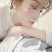 【投稿】河南济源母狗李晓，32岁狗龄正是发情流骚水的年纪，165狗身长喜欢被后入，总是撅起母狗臀露出流水发情的母狗肥穴想让更多男人操。喜欢吞精，想吃很多人的精…