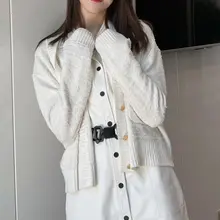 宋雪莹微笑暴击，高跟美腿演绎夏日清新诱惑
