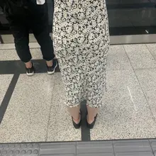 地铁上的好身材 #婊子