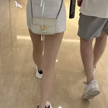 穿着清凉的小姐姐 #随手拍 #美腿