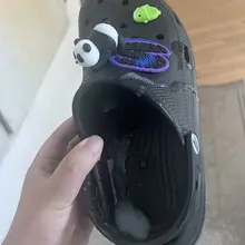 你负责美美地摆姿势，我负责把你的洞洞鞋满满地射满精液好不好呀！🐍