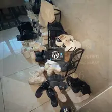 夜店精神小妹的鞋子还挺臭啊 #扫楼