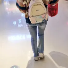 买年货的小少妇 #街拍 #紧身牛仔裤 #少妇 #偷拍