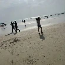 #原味袜子 袜子太多了 海边简直就是原味天堂 五花八门的鞋子袜子 刚脱下的新鲜原味加上刺激的感觉 每一次都有惊喜