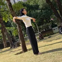 完美脚型 #淫脚 #淫鞋 #街拍 #美足 #美鞋 #挑鞋 #平底鞋 #趾缝 #足弓 #脚底 #趾缝 #玉足 #高跟鞋 #打胶 #扫楼 #少妇 #御姐 #骚鞋…