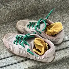 有多喜欢动，袜子就有多臭。既然你喜欢运动那我也就把你的袜子变成名副其实的精液船袜吧~🧦