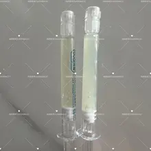 给云姐安排精液了，精液涂美脚抹匀，爽歪歪了！针管抽的精液安排上！