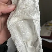 晚上睡不着的兄弟是不是都在用臭袜子打飞机？ #射袜 #原味 #船袜 #白袜