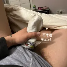 P1:兄弟媳妇的原味袜子终于收到了，一刻都等不了，马上连吸带套，味道太好了