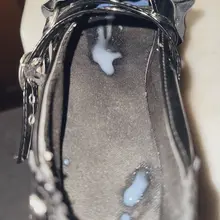 老哥是不是玩虚脱了？越来越少了，还把鞋垫扯出来了🫠🫠🫠