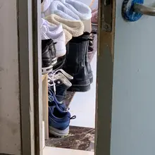 #射鞋 #玩鞋 #扫楼 #打胶 昨晚就想爽这双converse了...也不知道是巧合还是被发现了，刚把防火门打开门就开了，吓得我直接闪人...今天贼心不死，又…