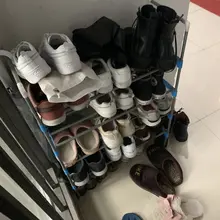 #射鞋 #玩鞋 #扫楼 #打胶 今天去扫了下最近新开发的妹子，刚到楼层突然发现鞋架竟然不在门口了！真是难过啊😫我也没玩几次啊...怎么就收起来了呢...好在还…