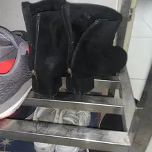 #射鞋 #玩鞋 #扫楼 #打胶 把少妇姐姐的鞋翻开的时候仿佛有一种把姐姐b翻开的错觉...这种感觉实在是太爽了！