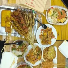 和朋友们欢快时光，还得是安徽好吃的真多