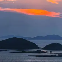 远山，你在，我在