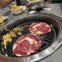 大家知道国内哪里的烤肉最有名不？可以留言给我～