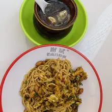 早早早~南昌拌粉瓦罐汤😋