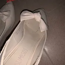 一路尾隨 親眼看著妹子脫下來的鞋子 還看到了妹子的裸足 太滿足了 鞋子溫熱 好好保養 #全城搜鞋 #掃樓 #打膠 #射鞋 #戀足 #足交 #高跟鞋