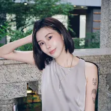 偶爾換換風格 百變女友