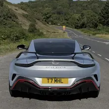 Aston Martin V12 Vantage
