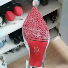 银色红底骚高跟