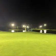 下飞机第一件事…