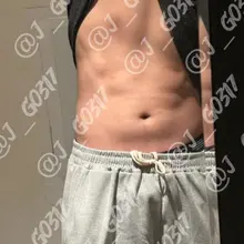 很難得很難得放一下J的照片 看一下有沒有人喜歡他☺️ - 就是說 會有女生想跟J一起欺負我嗎 或者是想跟J玩的也可以 （我會在旁邊一起欺負妳(˶‾᷄ ⁻̫ ‾…