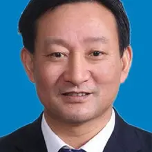 王沪宁手下原中央政策研究室主任江金权可谓人畜无害，也沒有担任过有权的实职，无非是主笔参与炮制了邓小江理论、江泽民三个代表、胡锦涛科学发展观，竟然被抄家而不只是…