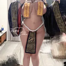 CF服裝預告！後天的還在思考中🥺兩天都會開線上拍可以關注IG! zhilichuu 一樣出示TG私訂或Fansone現場會有優惠折扣⭐️ 注意路上風雨跟安全…