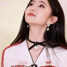No.mx1465刘浩存成都万象城活动生图，黑色短裙，大长腿笔直[265P+2.47G] #明星生图 #刘浩存 自购地址：https://t.co/PrXg7…