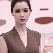 No.mx1453哈妮克孜菲拉格慕活动生图，身材凹凸有致 [60P+444M] #明星生图 #哈妮克孜 自购地址：https://t.co/IXAZ0k9j0…