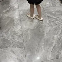这个穿搭 不是很理解 一个小姐姐 #肉丝