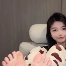 偶尔看点不一样的抖音小主播 秀足