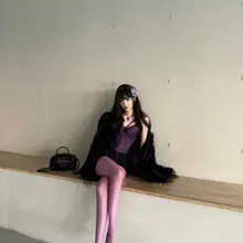 好想玩她的鞋