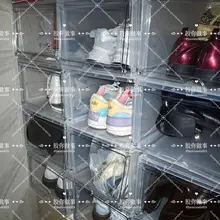 还是这个lo娘鞋柜，Nike运动鞋，36码小脚穿过的运动鞋，香味依旧是很浓，不过鞋垫可能没清理，不知道她会不会发现，更多细节在群更新 #扫楼 #打胶 #运动鞋…