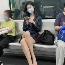 射不满不准睡觉。 #扫楼 #打胶 #射鞋 #足交