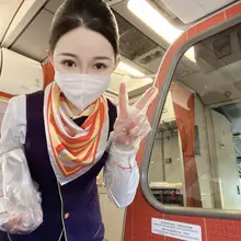 出门散步碰见一处花海，当然不能放过 v：linlin08923