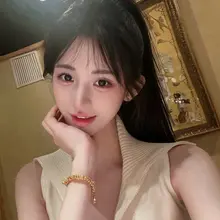 出来吃饭了，今天的装扮你可否喜欢呀 v：linlin08923