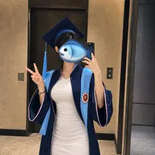 毕了业🎓 比了耶✌️