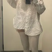 昆明或者成都有没有可以夫妻情侣交换的啊，或者特别优秀的单男，老婆举牌认证，顺便投稿给@lvmaoqiang 有没有其他绿帽博主也顺便投个稿，私聊我谢谢