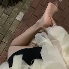 出来跟小哥哥面交袜子，现脱这双也穿了三天了哟 #原味絲襪