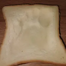 鞋垫面包过去也没少品尝，最好能吃到新鲜的