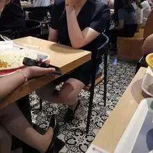 #丝袜 #街拍 吃饭都没心思吃 一会看看能不能找到他们的地点