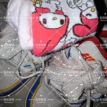 好不容易，等到刚脱下袜子后的机会，必须狠狠打一顿，袜子很可爱，刚脱下味道也很香，爽死了😘😘😘更多细节在电报群喔 #面包鞋 #棉袜 #可爱 #打胶