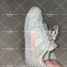 新年的第一发，新年第一扫，38码绿色Nike，年轻大学生，屋里还有她说话的声音，这个颜色真的爱了，味道也不错，鞋垫前的脚印很深，更多细节在👗 #扫楼 #Nik…