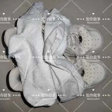 回来第一件事当然是玩室友的鞋子，想玩一个寒假了，这次是空军四勾配白袜，看到这个穿搭就已经忍不住了，直接拿来玩，袜子都有点发黄了，味道真的香呀 最后🐍里面，更多…