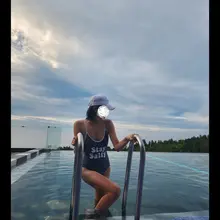 오늘은 좀 덜덥지만. 그래도 시원한 사진 한장 던져봅니다 :) 슬슬 주말을 준비해야하는데. 흠.. 금요일밤 만남이나 모임 계획중인 커플님들 계…